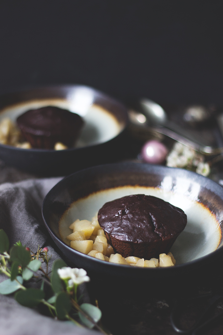 Rezept Rote Bete-Schoko-Kuchen mit Birnen-Küchlein - Dessert vegetarisches Weihnachtsmenü