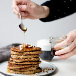 Gesundes Frühstück: Rezept für Haferflocken-Bananen-Pfannkuchen