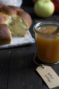 Rezept für würzige Apfelbutter oder Apfelmarmelade