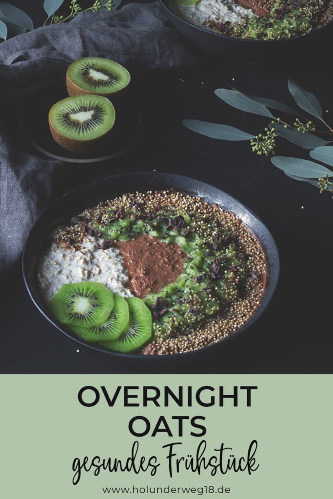 Overnight Oats - gesundes Frühstück einfach vorzubereiten. Dieses Grundrezept für Overnight Oats mit Haferflocken und Hirseflocken ist vegan und kann mit Schokolade und Obst, zum Beispiel Kiwis, aufgepeppt werden.